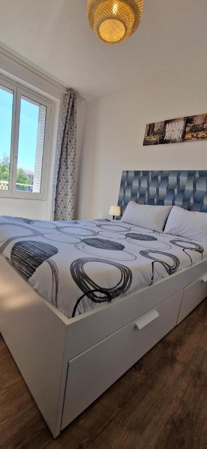 Superbe Appartement Proche De Toutes Commodites. Clermont-Ferrand Luaran gambar